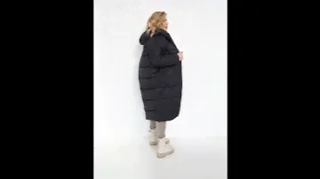 Трендовый пуховик оверсайз